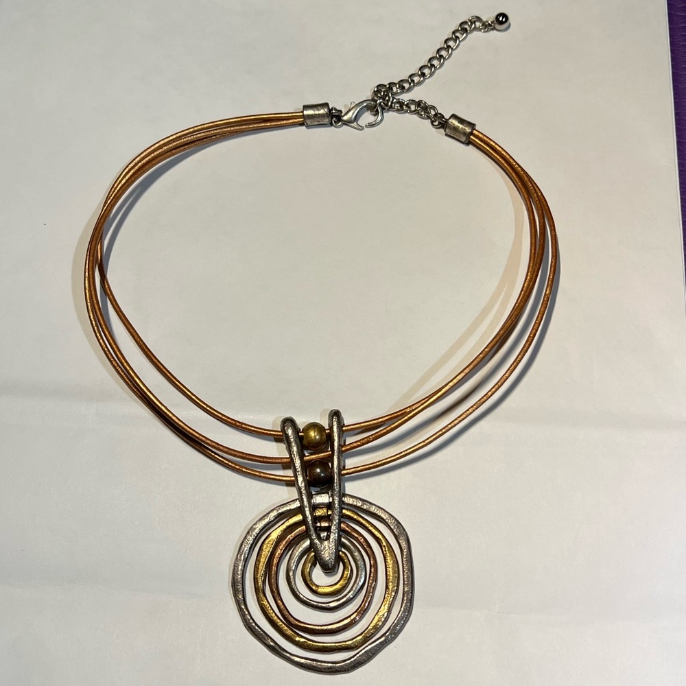 Chico’s Fashion Jewelry Necklace Choker Pendant (Bronze/Silver/Copper Gold)